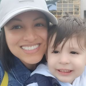 Meet your Posher, Yoly